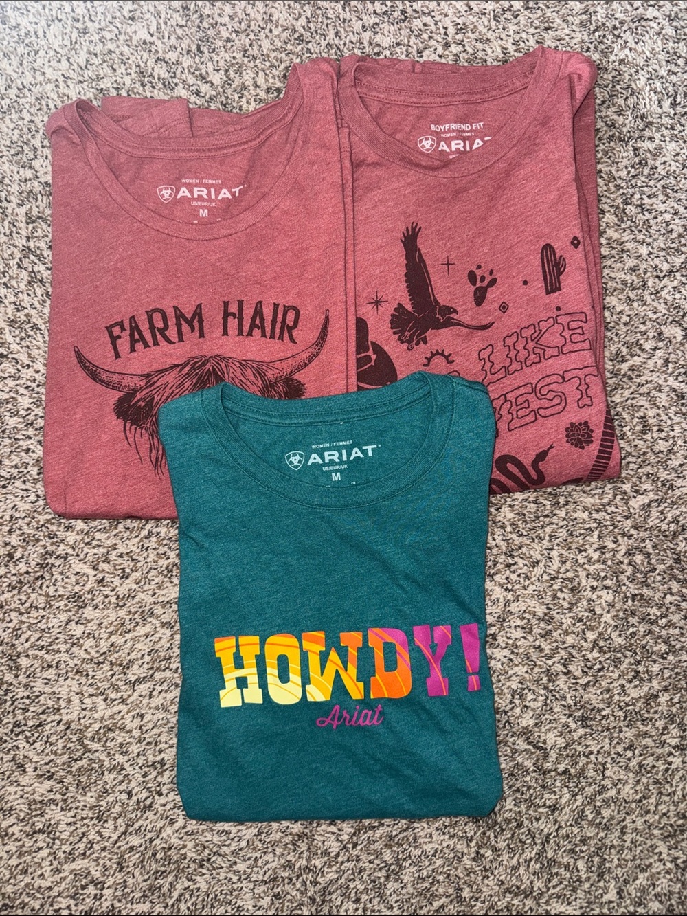Ariat Set of 3 Graphic Tee’s Medium